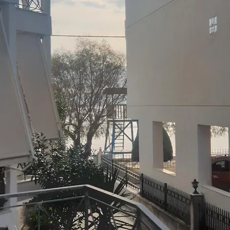 Apartamento Garden Lefkanti Sea & Aparts *